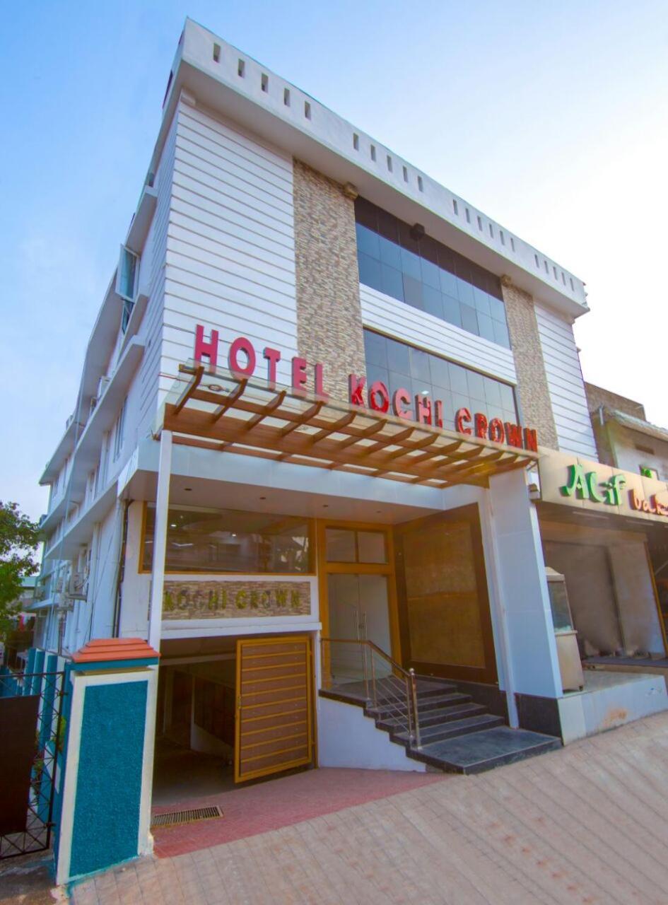 호텔 코치 크라운 Kochi 외부 사진